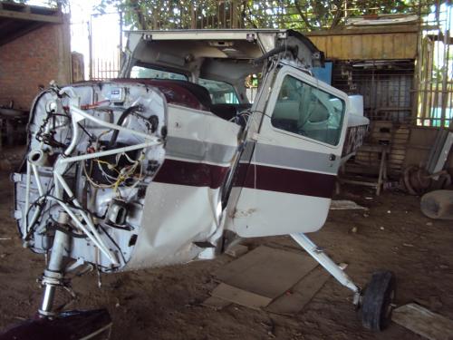 Cessna 172 N para reparar160CV 250h SMOHtod - Imagen 3