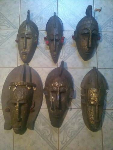 vendo   cololecion de seis mascaras de madera - Imagen 1