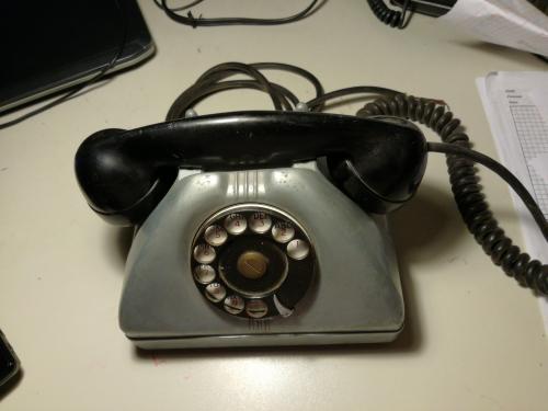 Vendo teléfonos antiguos: Signal Corps US Ar - Imagen 1
