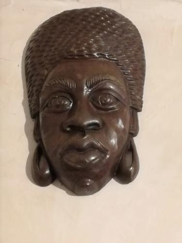 Antigua mascara africana mide 30 x 16 cmtrs - Imagen 1