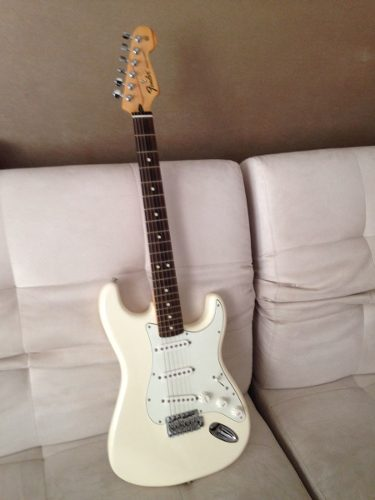 Vendo Fender Stratocaster Mexicana 1994 en pe - Imagen 1