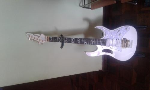 Ocasión Vendo guitarra IBANEZ JEM modelo Ste - Imagen 1