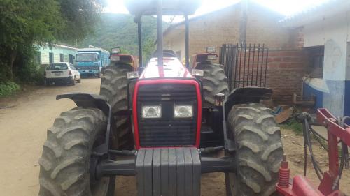 vendo tractor agricola massey ferguson con po - Imagen 1