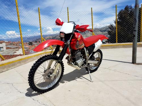 En venta Moto Honda XR250cc modelo 2002 en mu - Imagen 2