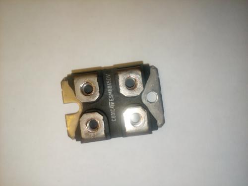 compro   transistor  bipolar  cod No ESM6045 - Imagen 1
