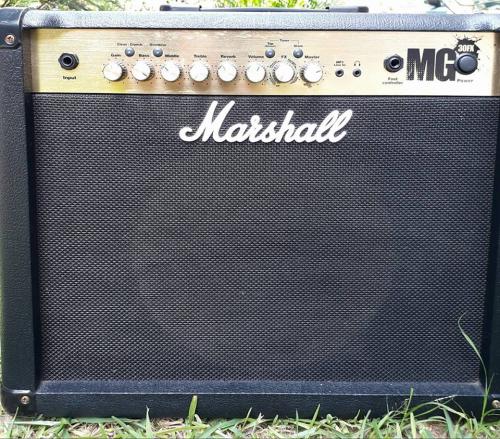 Amplificador de Guitarra Marshall MG 30 Prec - Imagen 1