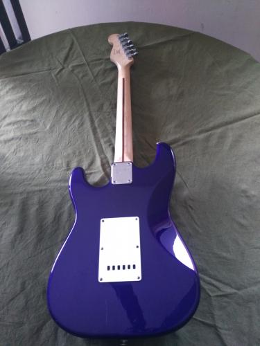 En venta Guitarra Eléctrica marca: Fender Sq - Imagen 3