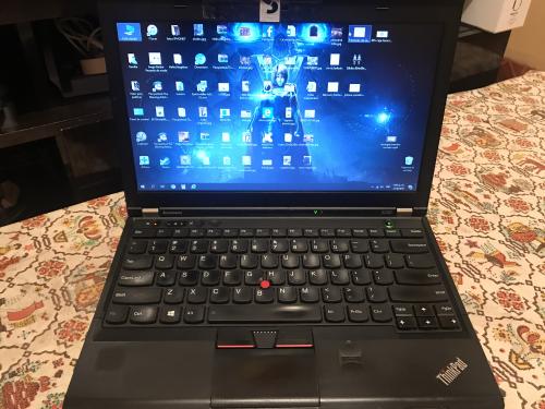 Lenovo ThinkPad X230 Serie Procesador: Intel  - Imagen 1