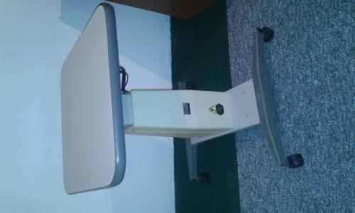Mesa eléctrica para equipo médico Marca SE - Imagen 1