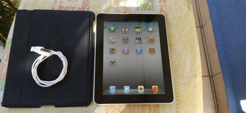 Vendo iPad 1 en muy buenas condiciones libre - Imagen 1