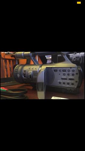 Vendo filmadora profesional Sony HDRFX7 nuev - Imagen 1