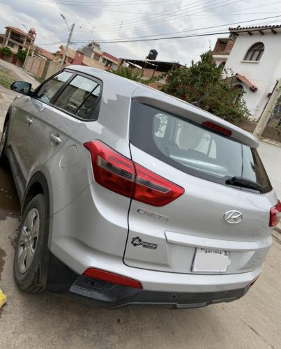 Vendo SUV Hyundai Creta modelo 2018 Caja mec - Imagen 3