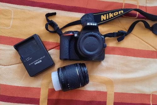 Vendo Nikon D3500 con lente 1855 correa y ca - Imagen 2